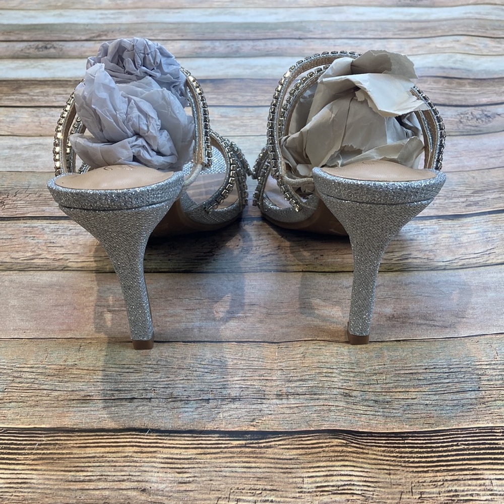 Thalia Sodi Dahlia Embellished Dress Sandals Silver NWT - Picture 4 of 6